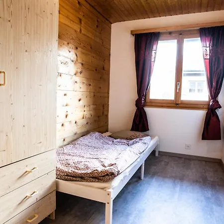 Independent, * Termen