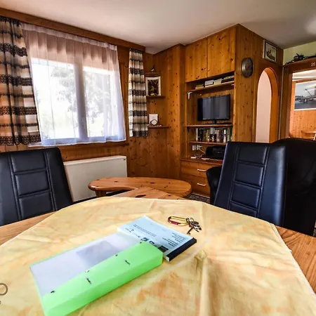 Independent, * Termen