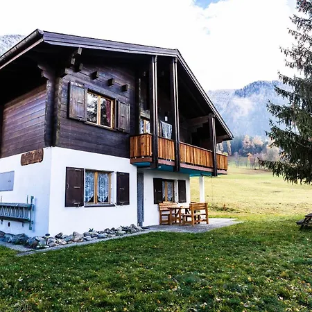 Appartement Independent, Termen